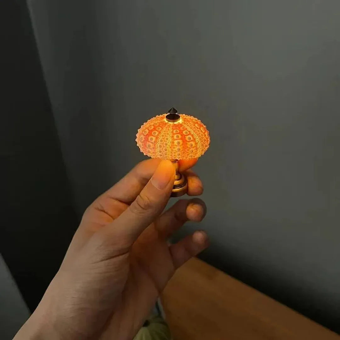 Szklana Lampa Nocna LED Z Kloszem Kopułowym