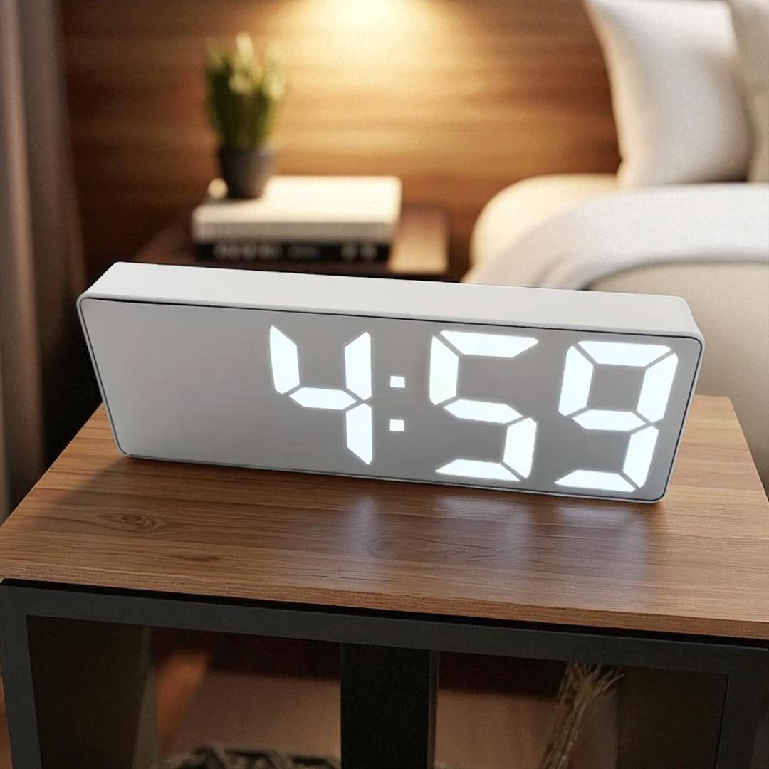 Budzik LED Z Lustrem Do Sypialni Z Funkcją Drzemki I Temperaturą