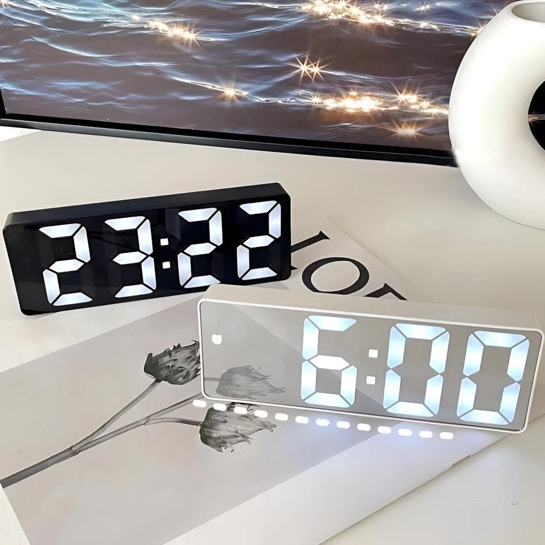 Budzik LED Z Lustrem Do Sypialni Z Funkcją Drzemki I Temperaturą