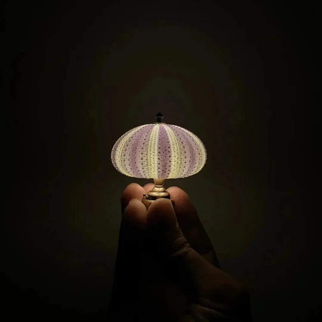 Szklana Lampa Nocna LED Z Kloszem Kopułowym