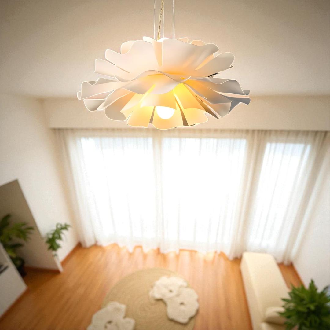 Lampa Wisząca Japandi Inspirowana Kwiatem Z Warstwowym Kloszem