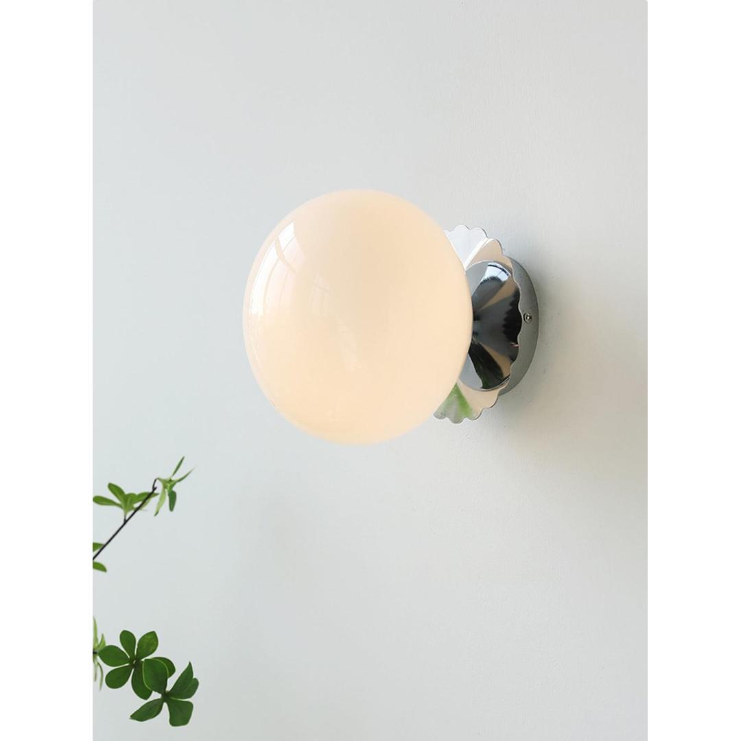 Nowoczesna Lampa Ścienna Ze Szklaną Kulą