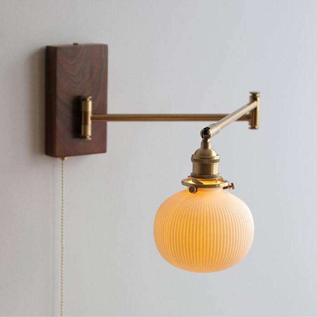 Ceramiczno-Drewniana Lampa Ścienna