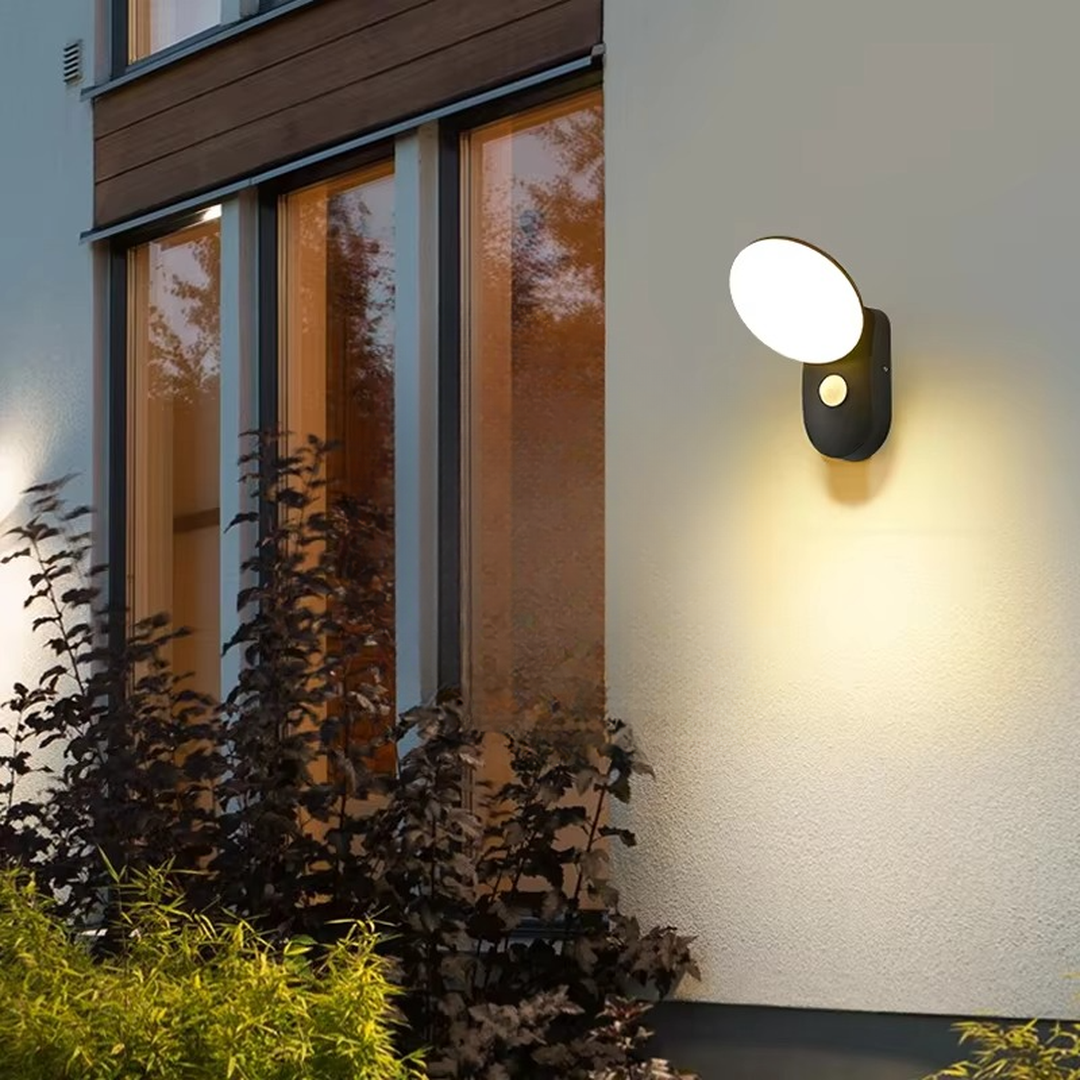Zewnętrzna Lampa Ścienna LED Z Czujnikiem Ruchu