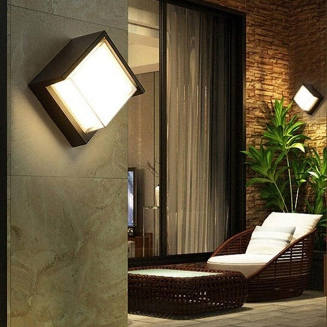 Zewnętrzna Lampa Ścienna Z Czujnikiem Ruchu