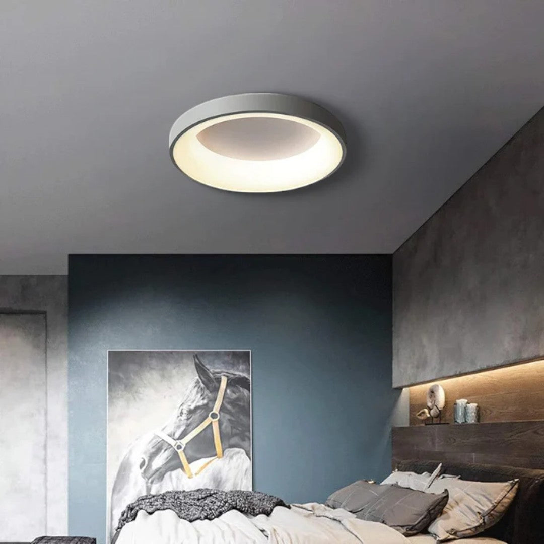 Minimalistyczna Sufitowa Lampa LED Z Kolorowym Wykończeniem