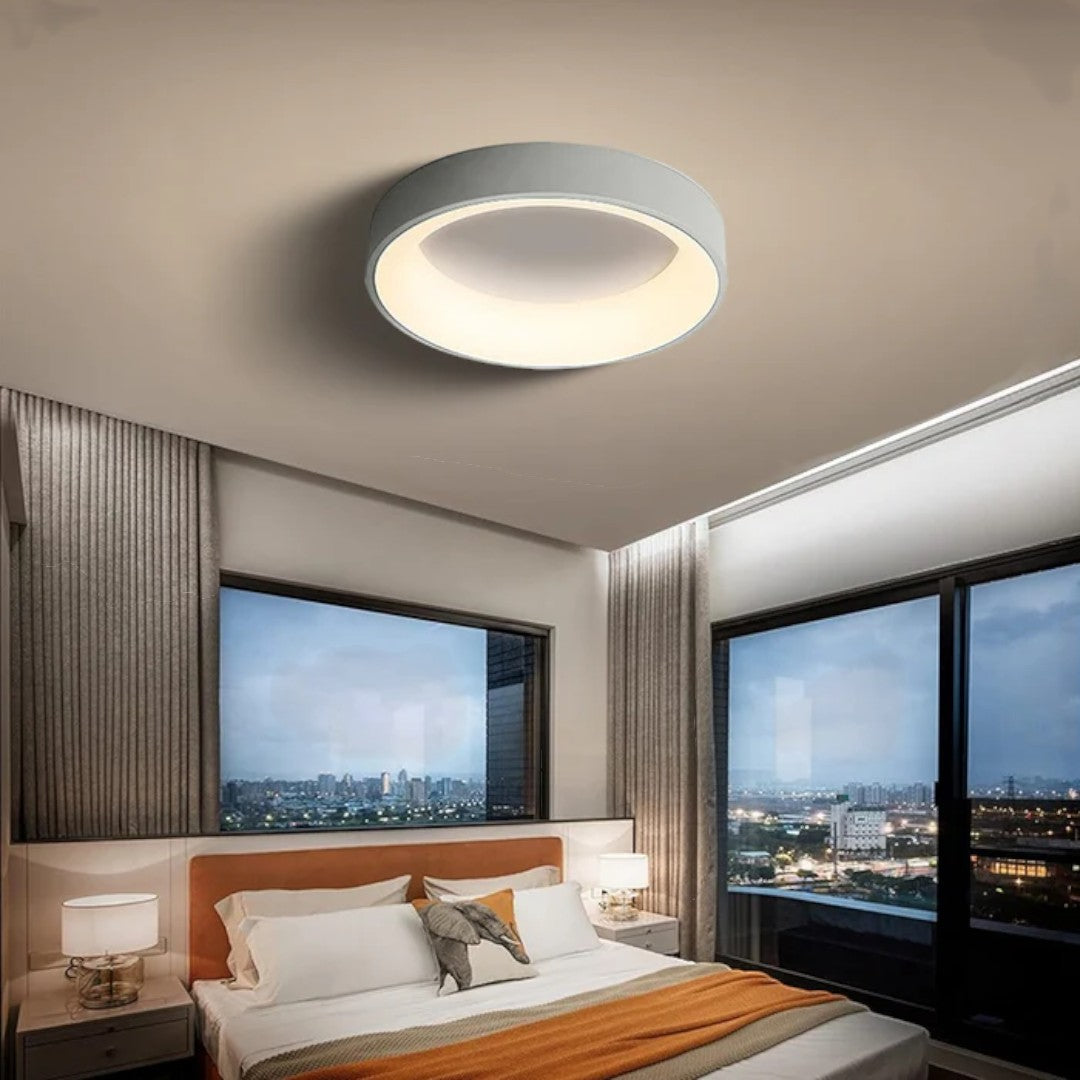 Minimalistyczna Sufitowa Lampa LED Z Kolorowym Wykończeniem