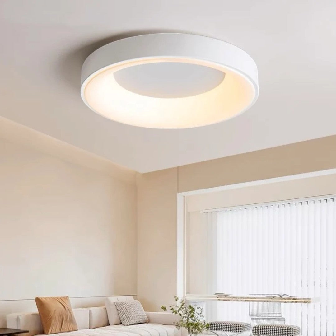 Minimalistyczna Sufitowa Lampa LED Z Kolorowym Wykończeniem