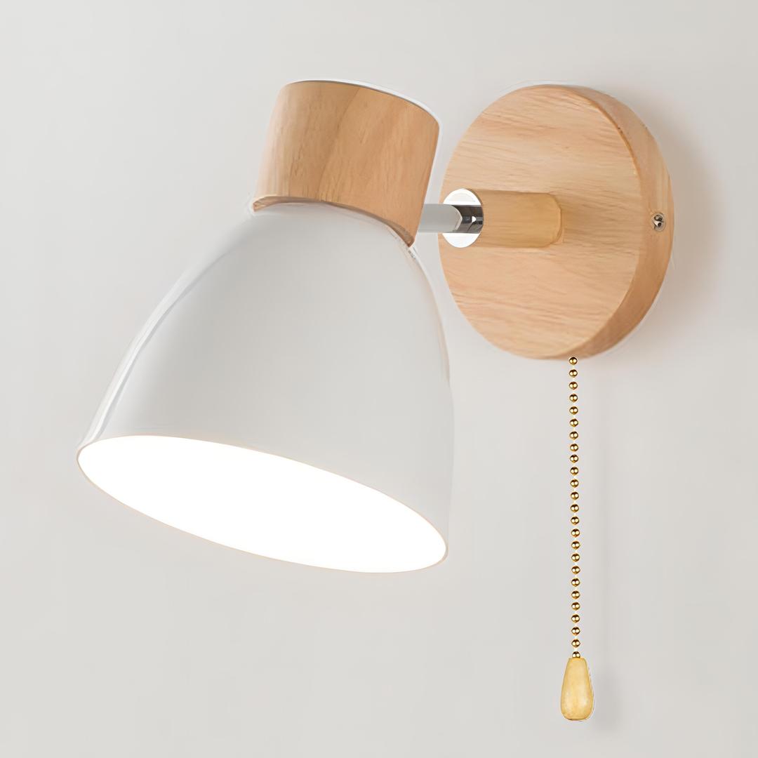 Nordycka Drewniana Lampa Ścienna Z Łańcuszkiem