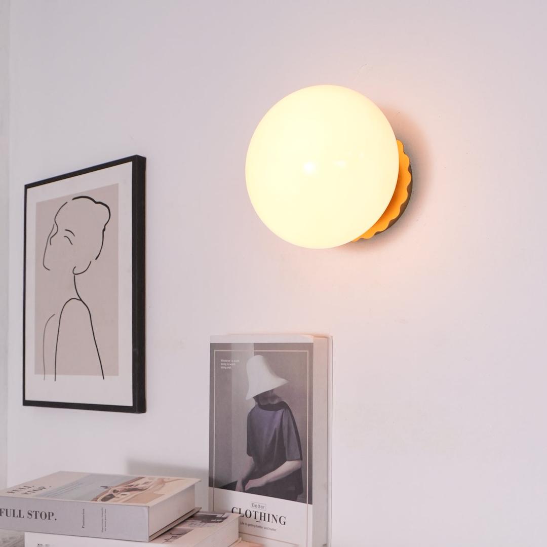 Nowoczesna Lampa Ścienna Ze Szklaną Kulą