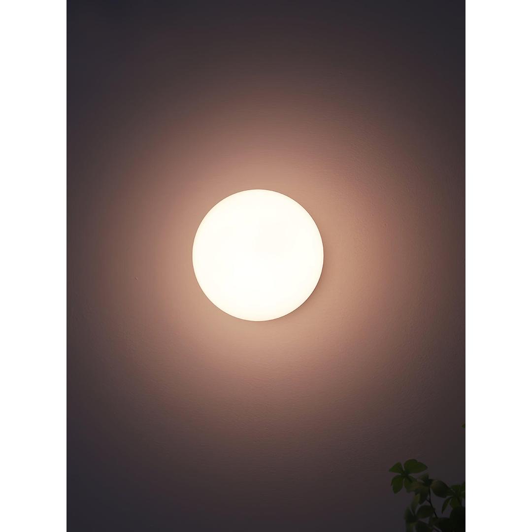Nowoczesna Lampa Ścienna Ze Szklaną Kulą