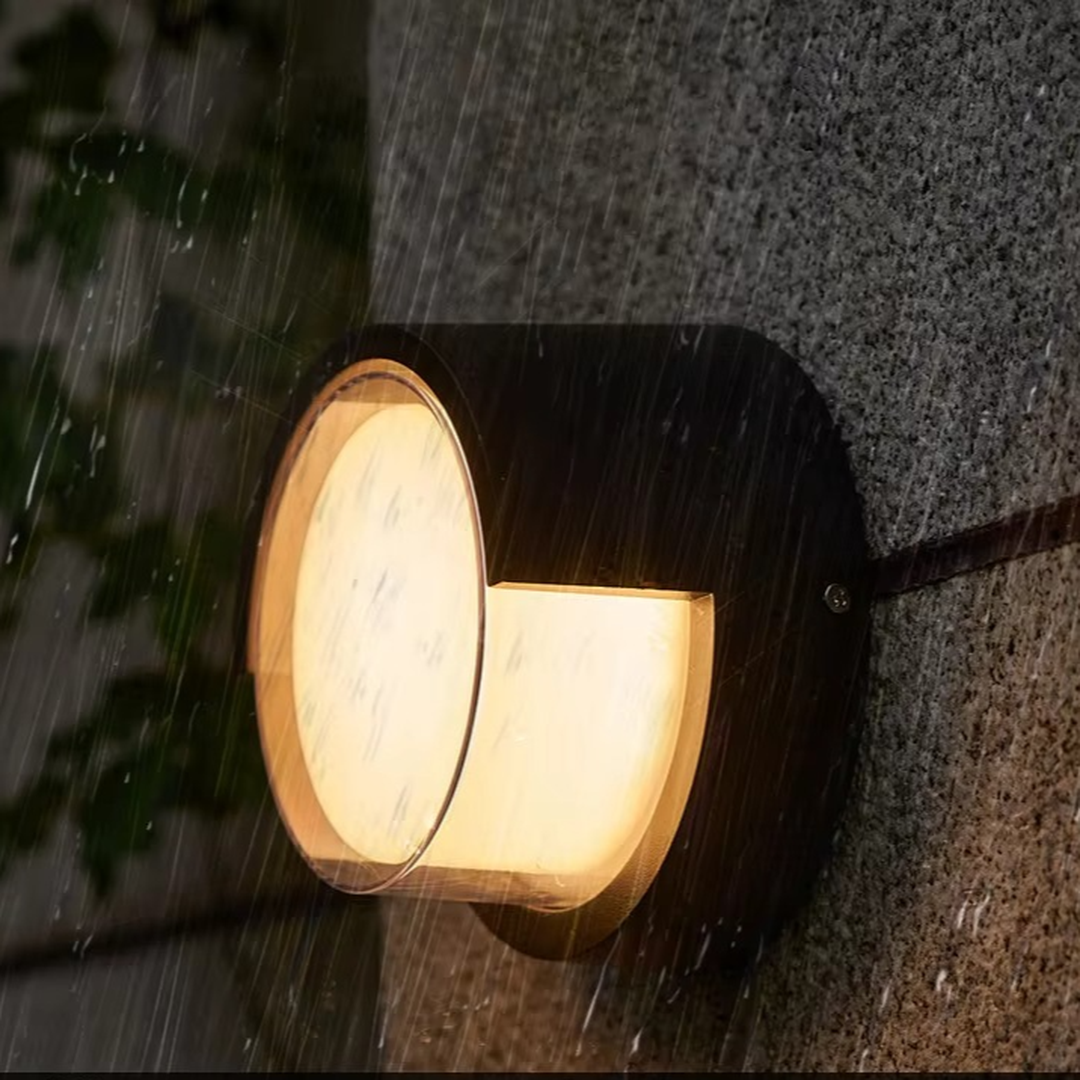 Zewnętrzna Lampa Ścienna Z Czujnikiem Ruchu