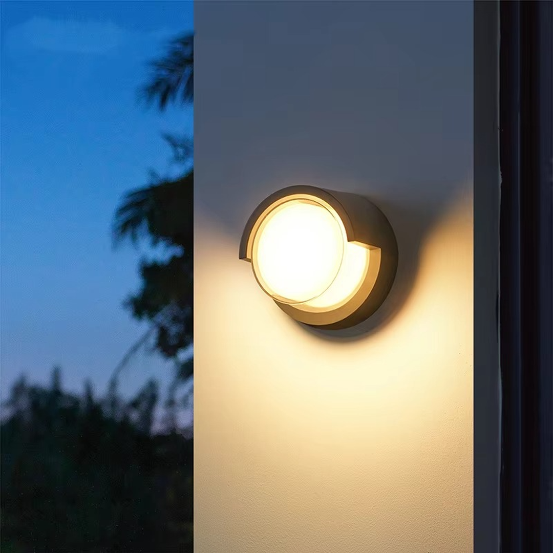 Zewnętrzna Lampa Ścienna Z Czujnikiem Ruchu