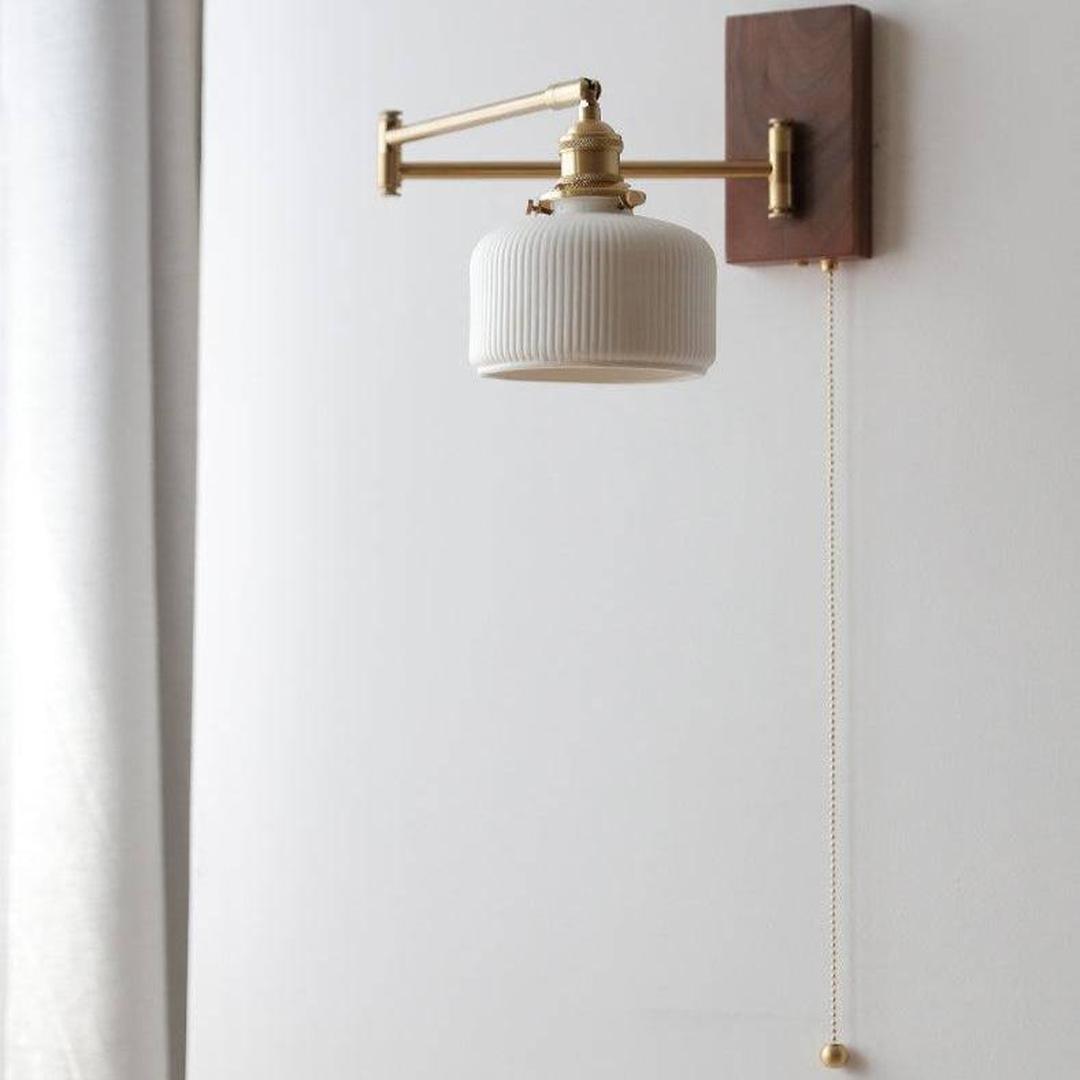 Ceramiczno-Drewniana Lampa Ścienna