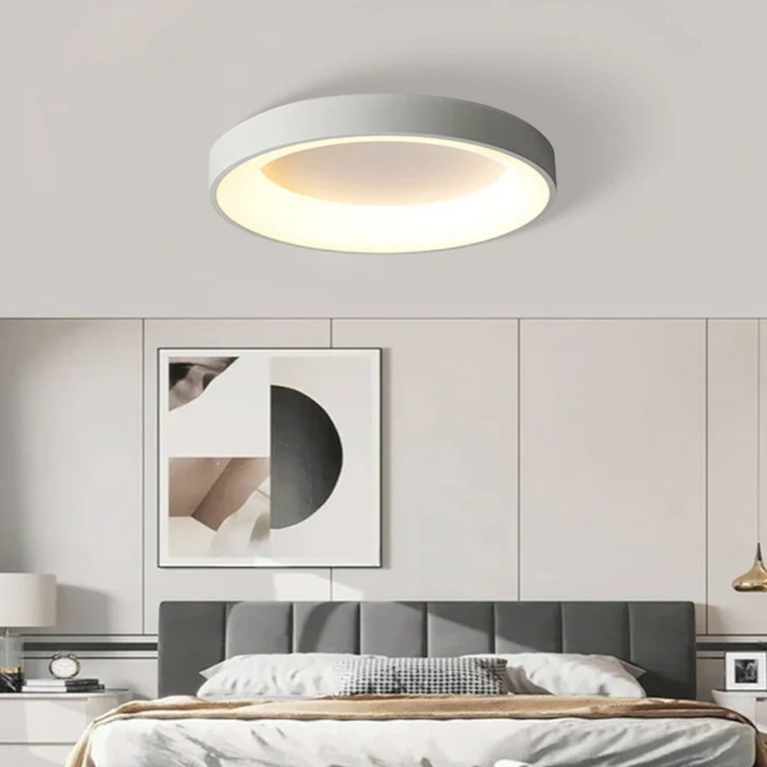 Minimalistyczna Sufitowa Lampa LED Z Kolorowym Wykończeniem